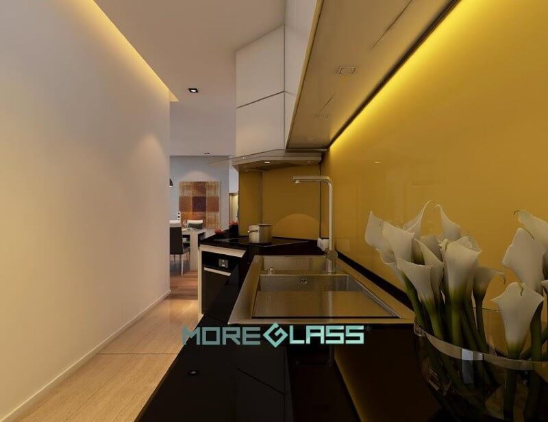 Thiết kế mẫu kính ốp bếp màu vàng thư tươi tắn cho không gian nhà bếp thêm mới lạ đầy sức sống. Thiết kế phòng bếp, tủ bếp đẹp